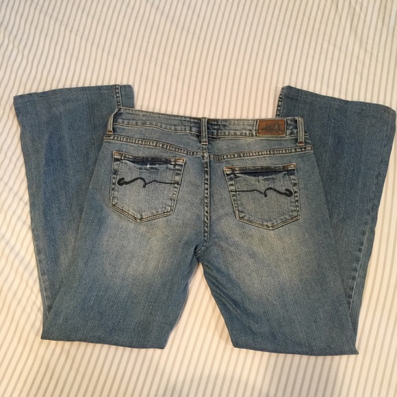 American Rag Jeans - Picture 2 of 4